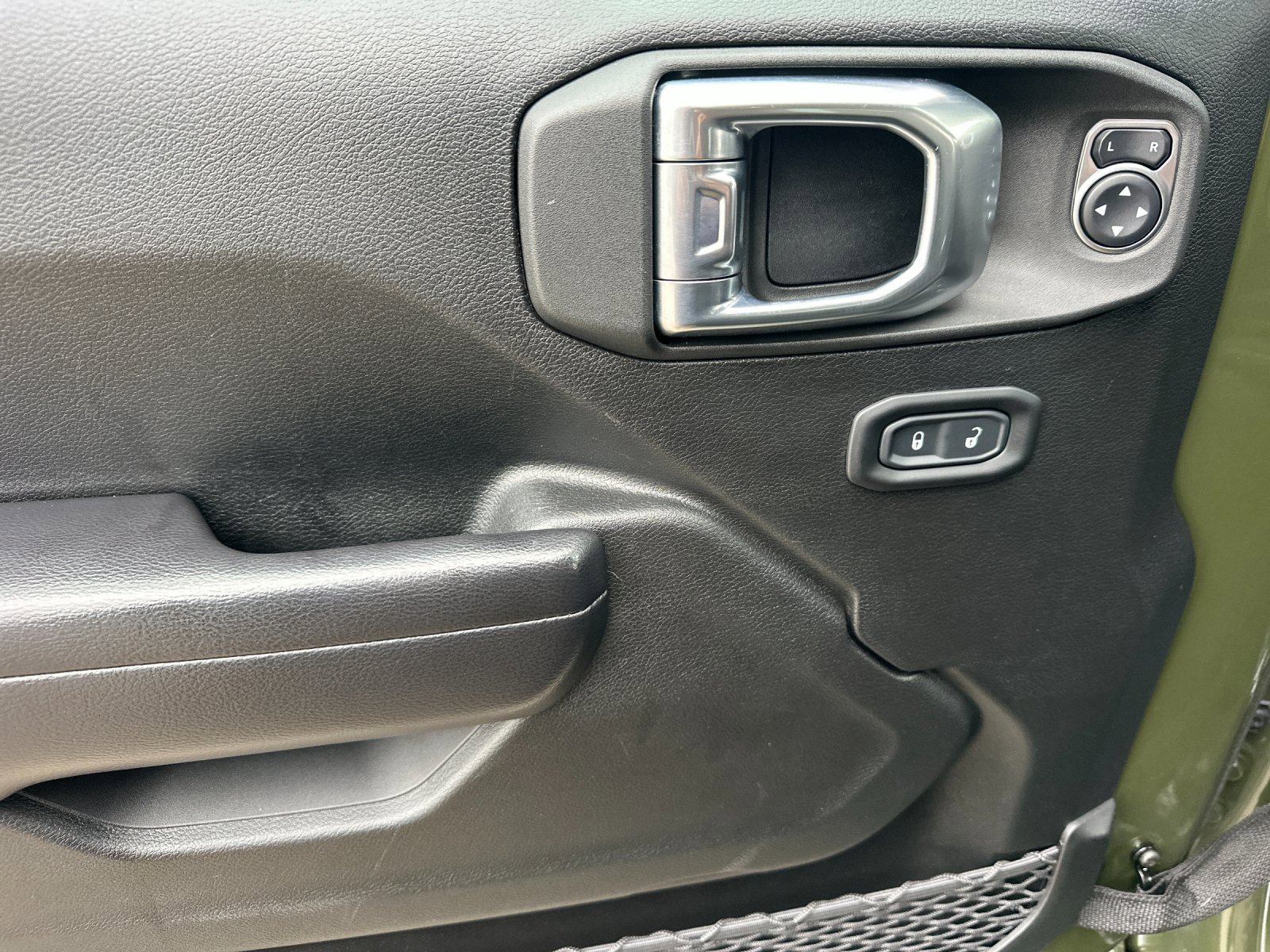 Used 2021 Jeep Wrangler Unlimited Islander image 10