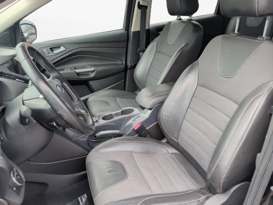 Used 2013 Ford Escape Titanium w/ Parking Technology Pkg image 11