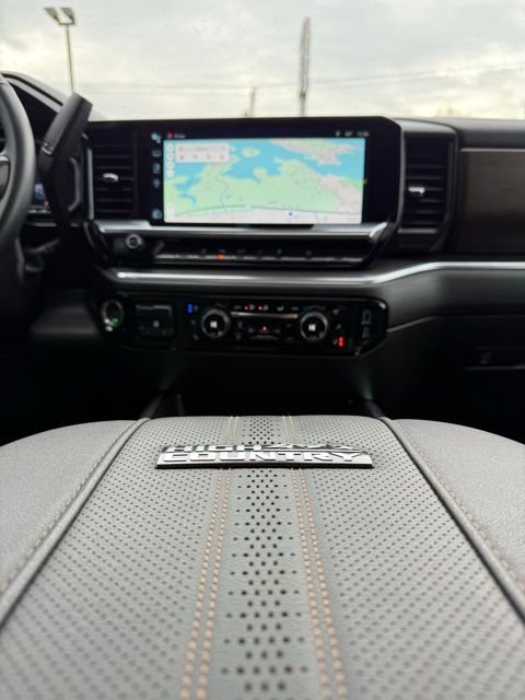 Used 2025 Chevrolet Silverado 2500 High Country w/ Technology Package image 28