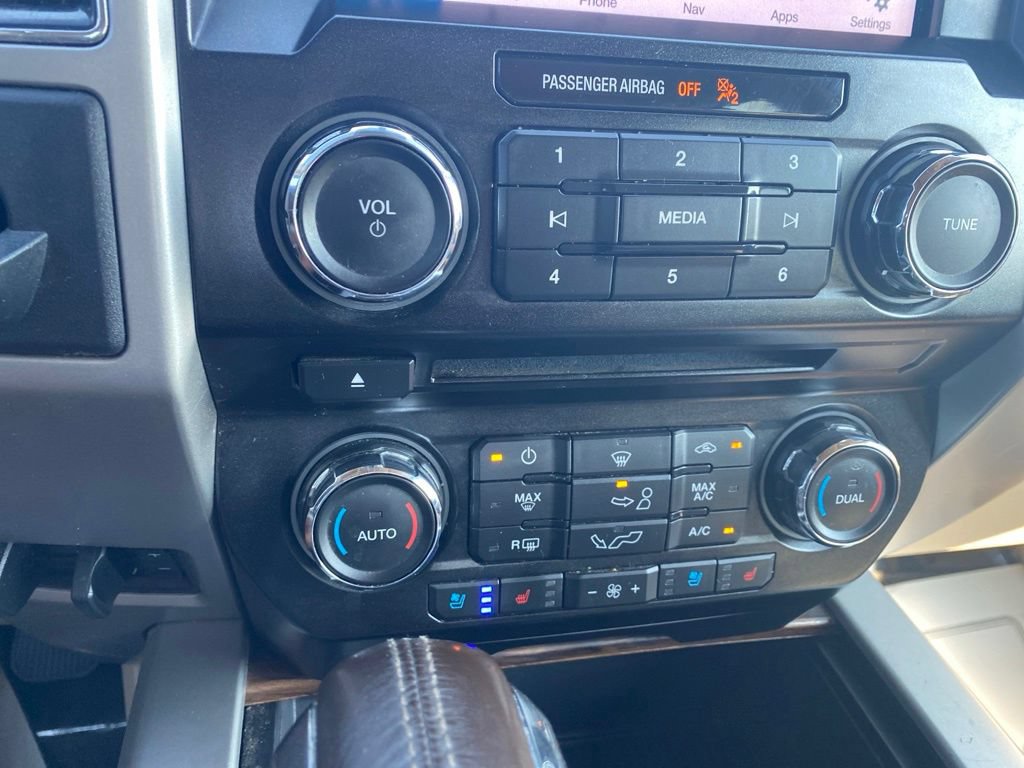 Used 2018 Ford F150 Lariat RWD image 24