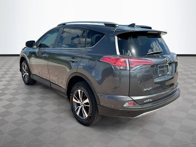 Used 2018 Toyota RAV4 XLE FWD image 7