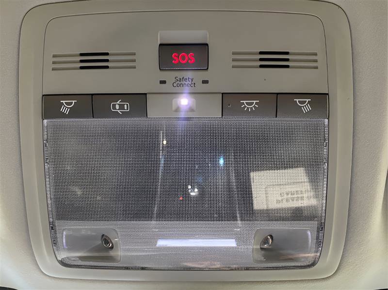 Used 2013 Lexus IS 250C image 21