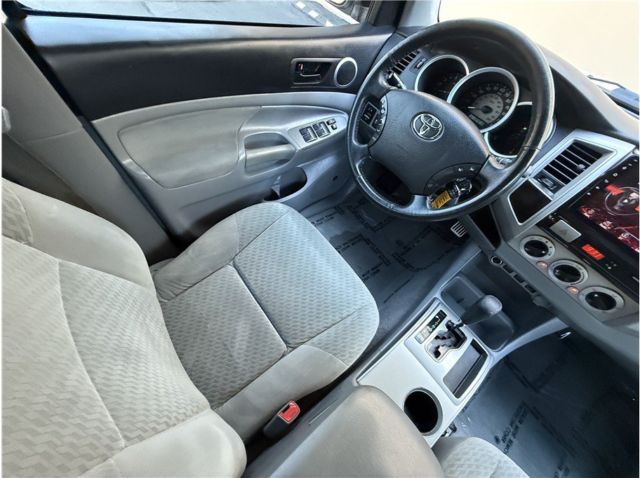 Used 2010 Toyota Tacoma PreRunner RWD image 7