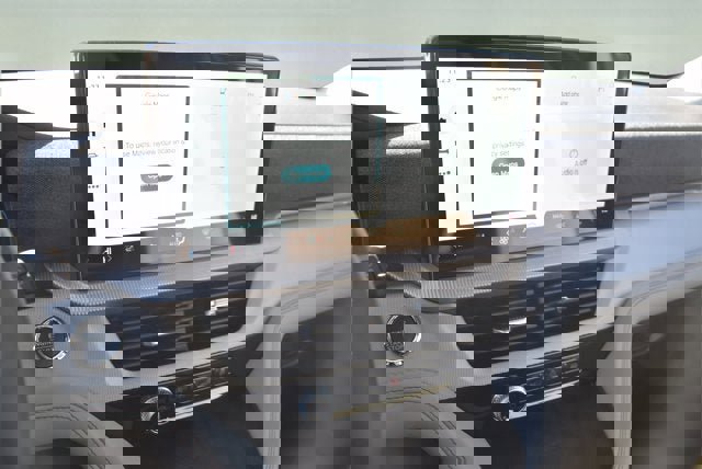 New 2026 Ford Explorer Active w/ Active Comfort Package image 9