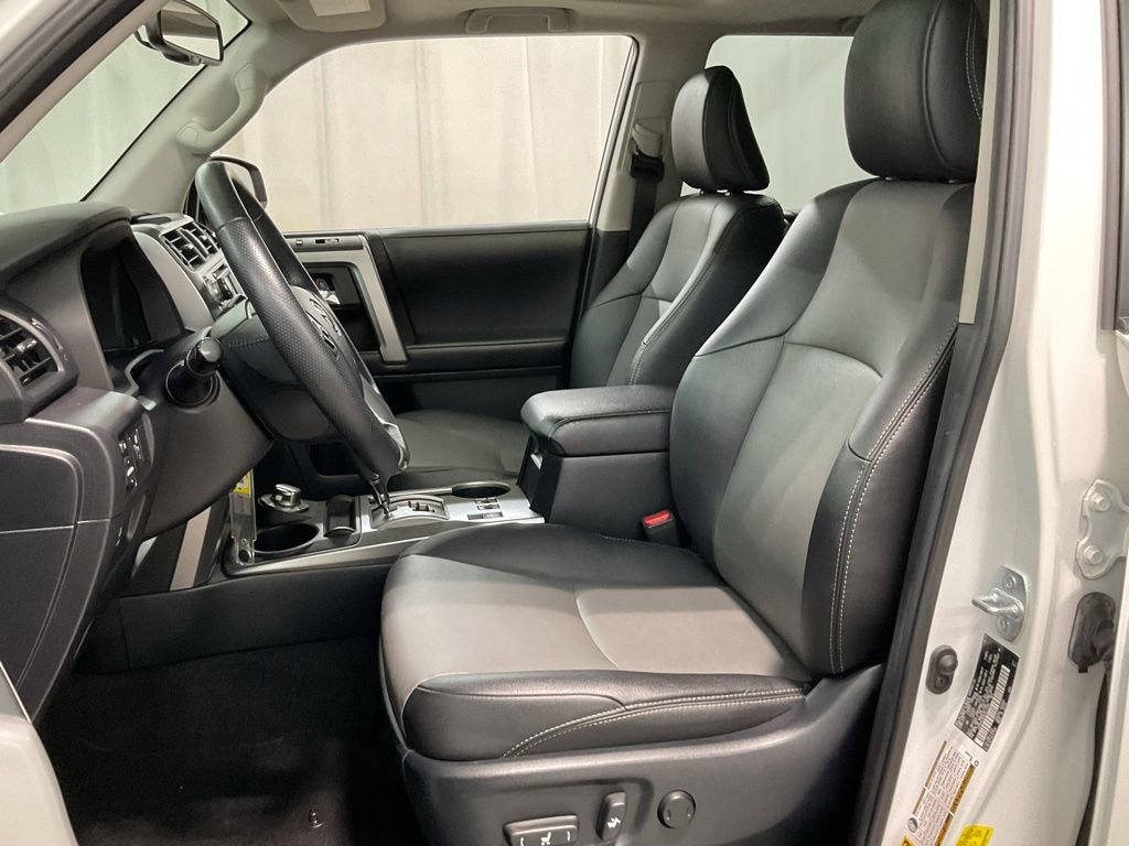 Used 2019 Toyota 4Runner SR5 Premium AWD/4WD image 20