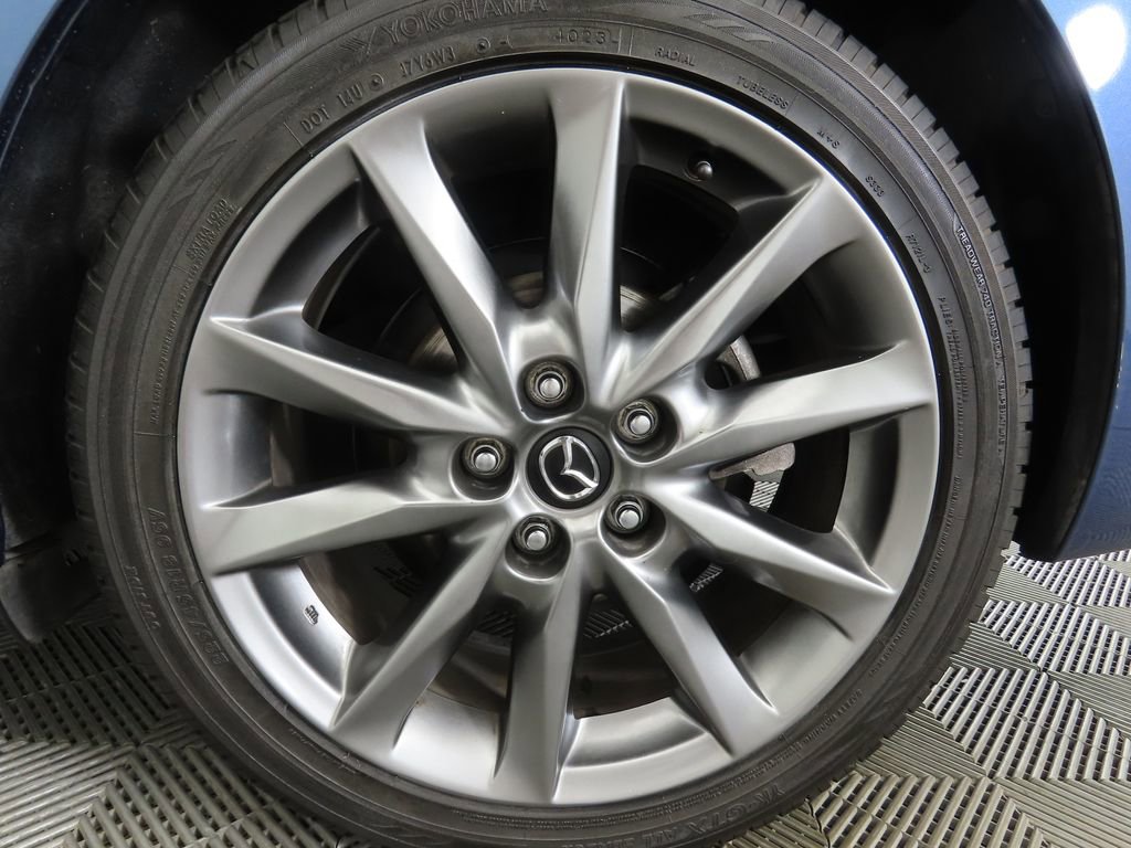 Used 2018 MAZDA MAZDA3 Grand Touring w/ Premium Equipment Package image 31