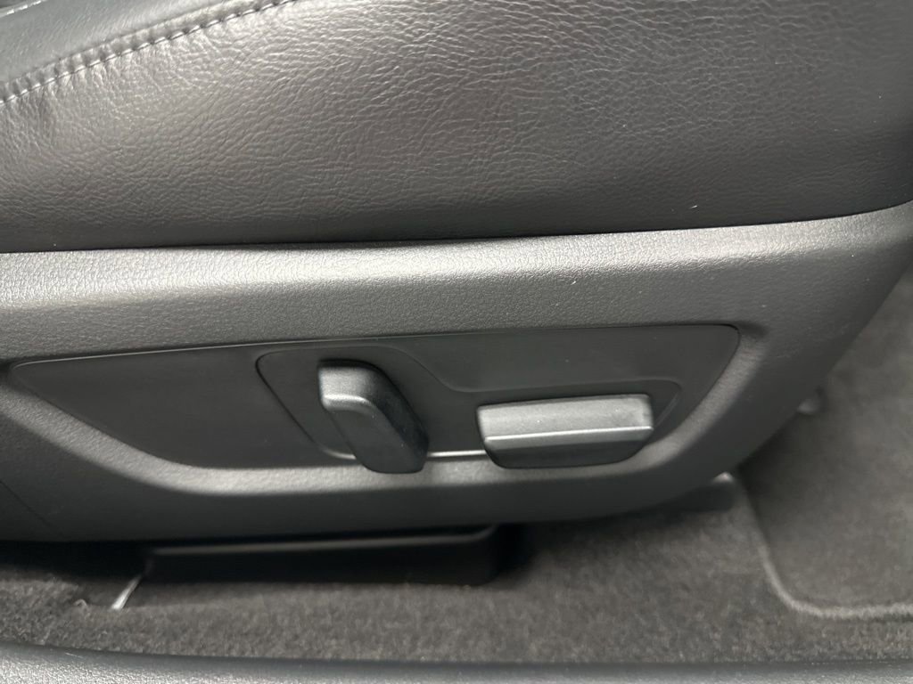 Certified 2025 MAZDA CX-50 AWD 2.5 Hybrid w/ Premium Pkg image 26