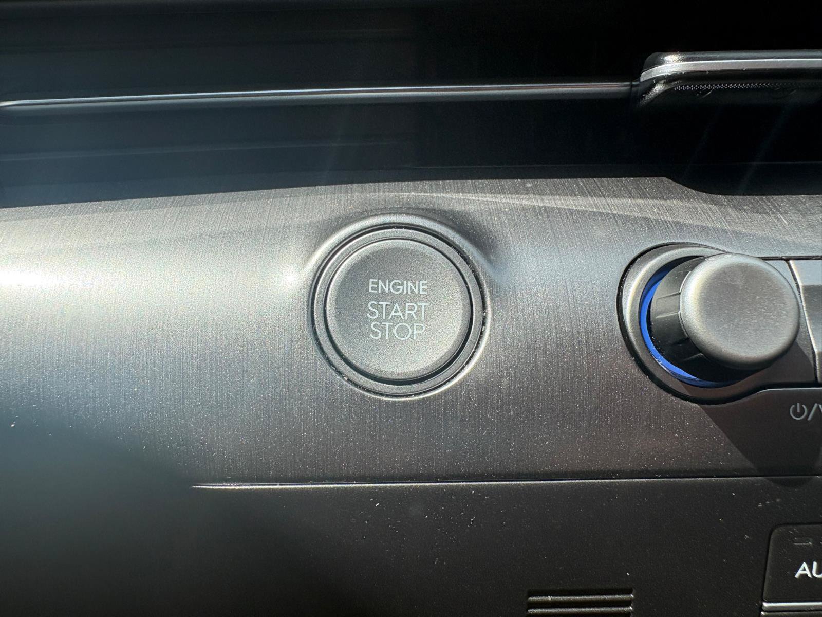 Used 2024 Hyundai Kona SEL FWD image 28