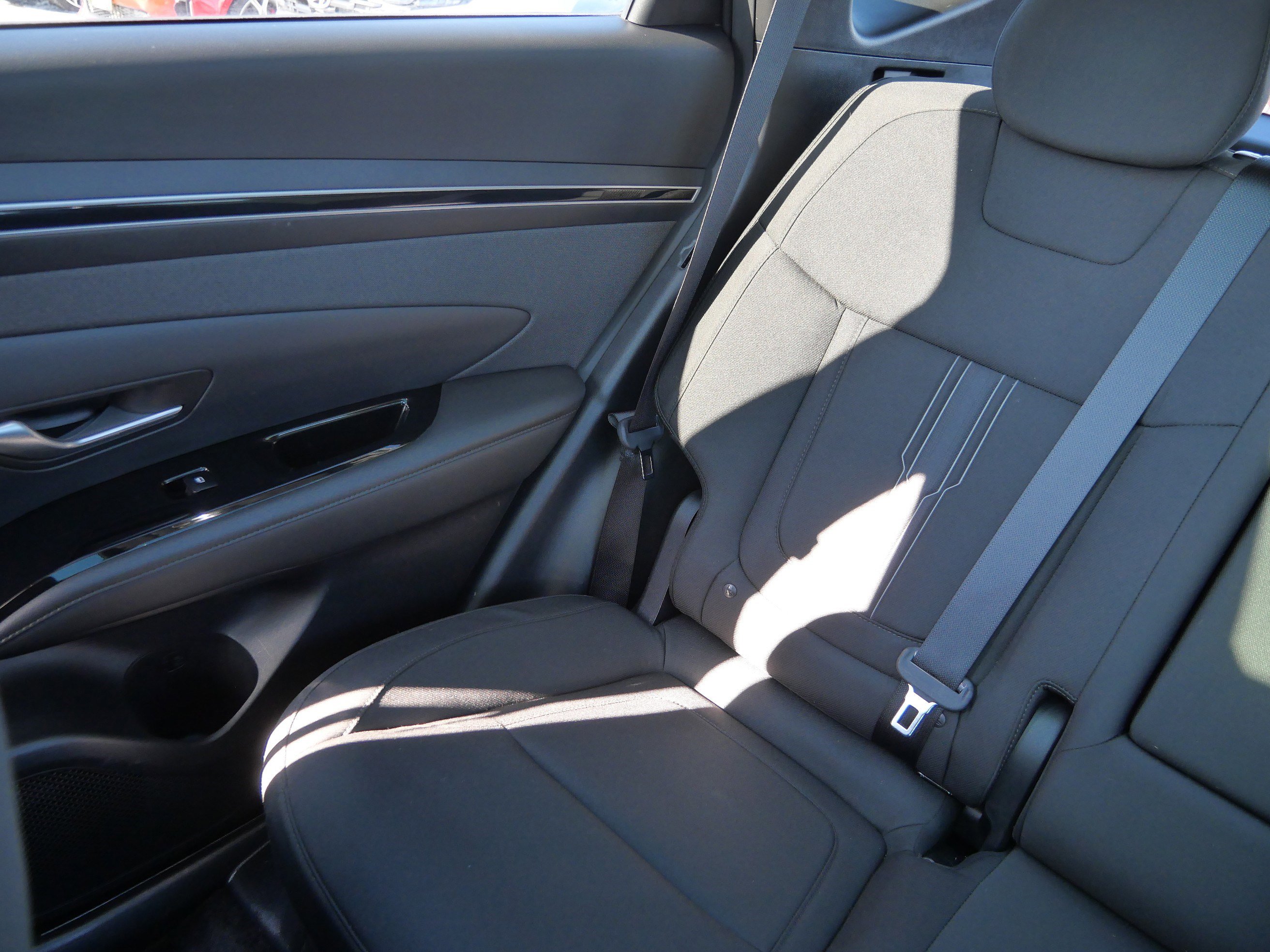 Certified 2022 Hyundai Tucson SEL w/ Cargo Package image 12