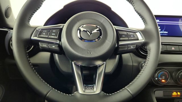 New 2026 MAZDA MX-5 Miata Club w/ Interior Package RWD image 22