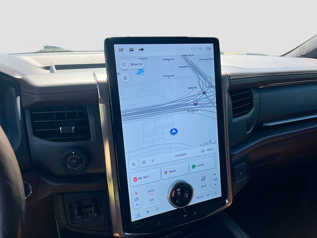 Used 2023 Ford Expedition Max King Ranch RWD image 13