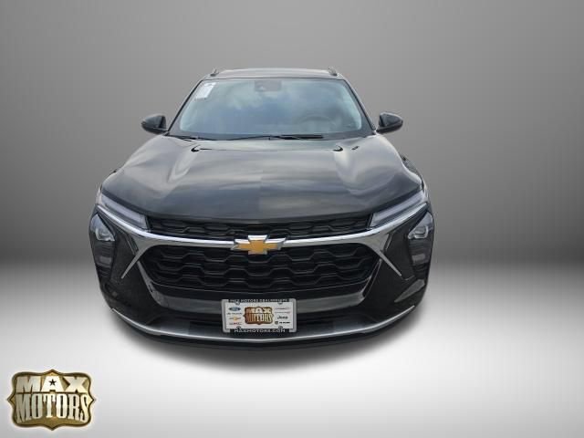 New 2026 Chevrolet Trax LT w/ Driver Confidence Package image 3