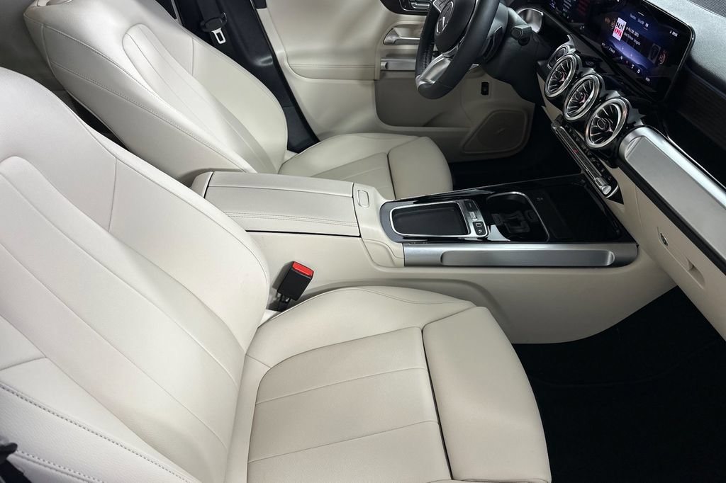 Certified 2025 Mercedes-Benz EQB 250+ image 20