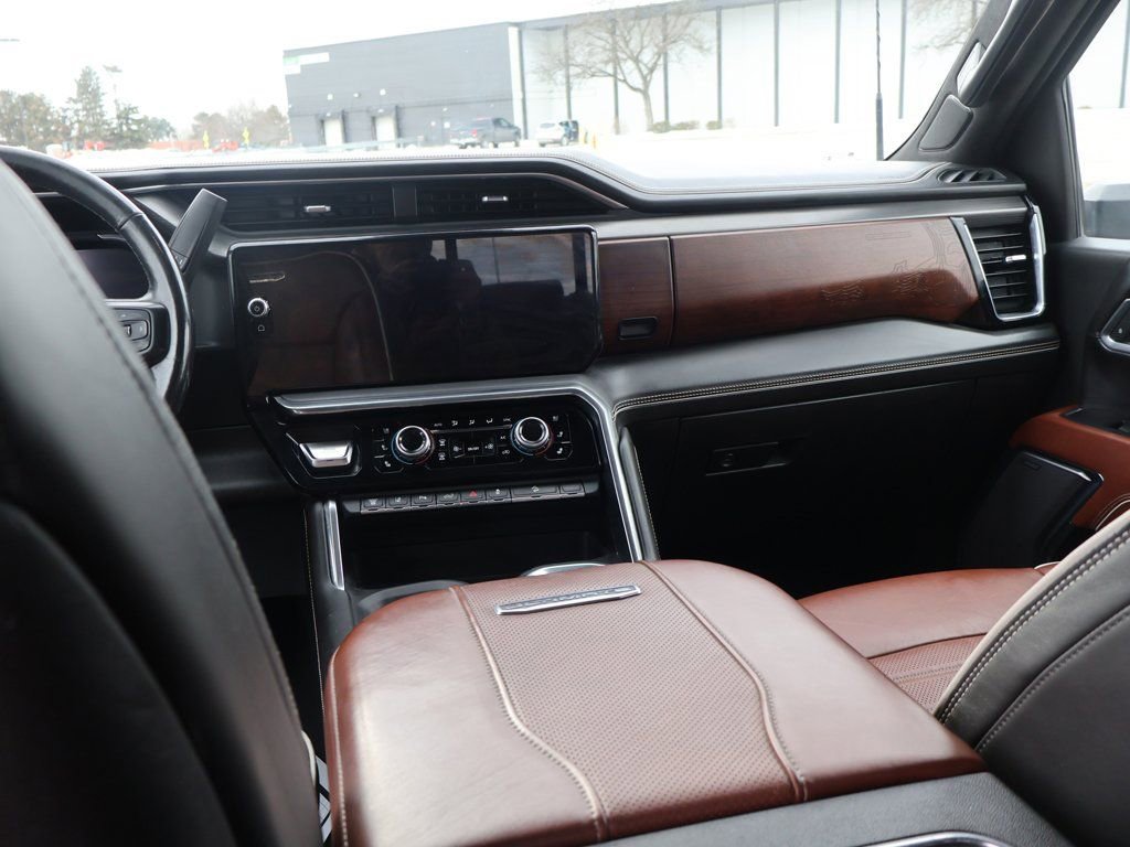 Used 2024 GMC Sierra 2500 Denali Ultimate w/ Max Trailering Package image 36