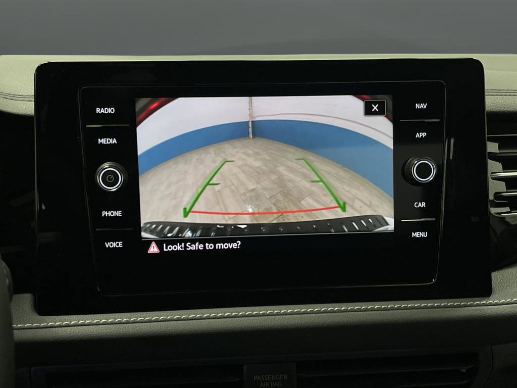 Used 2025 Volkswagen Jetta SEL image 10