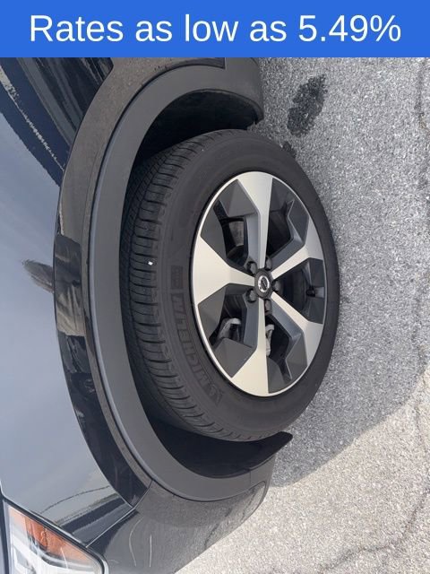 Used 2025 Volvo XC40 B5 Plus w/ Climate Package image 24