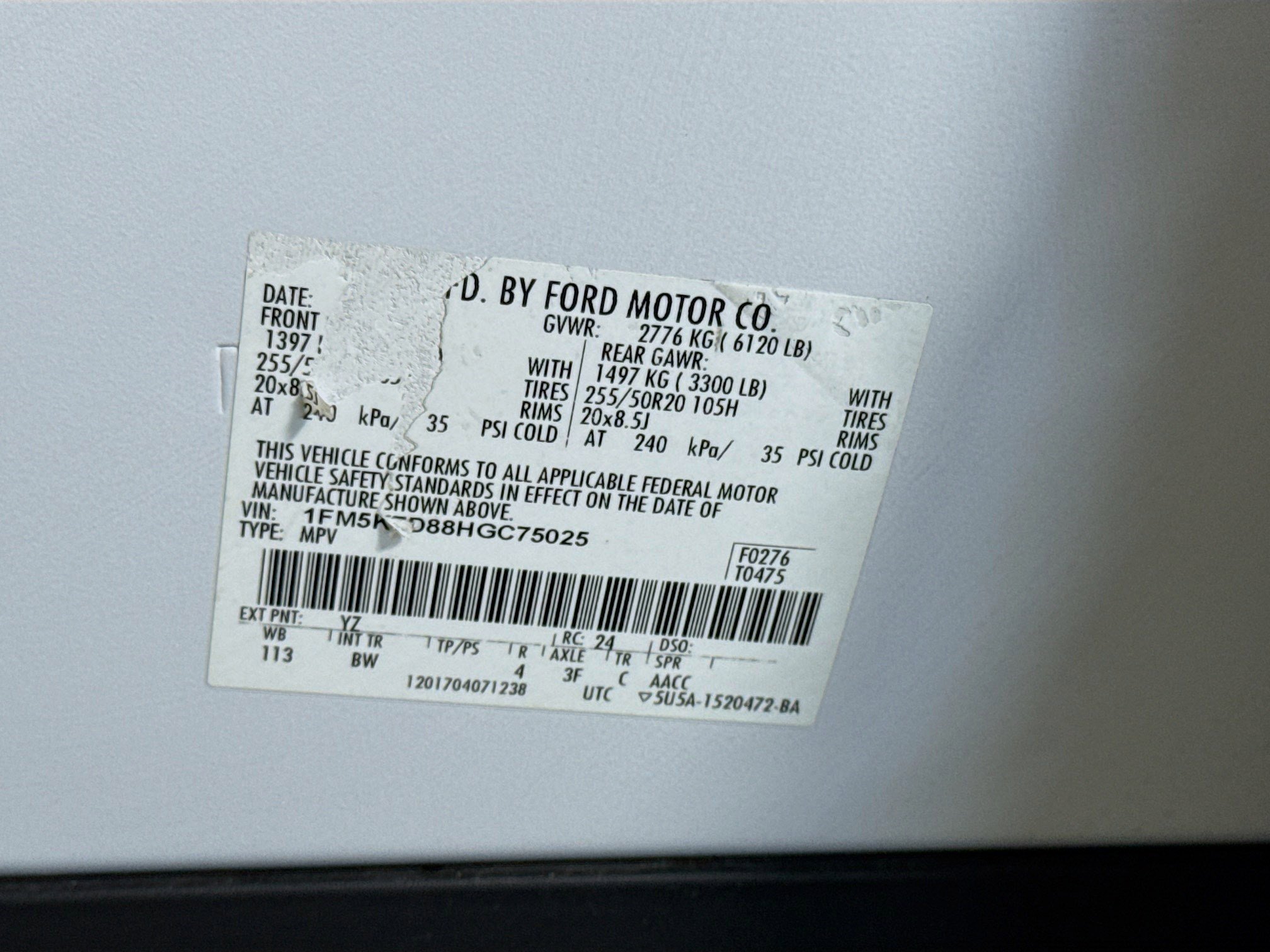 Used 2017 Ford Explorer XLT w/ Equipment Group 202A FWD image 40