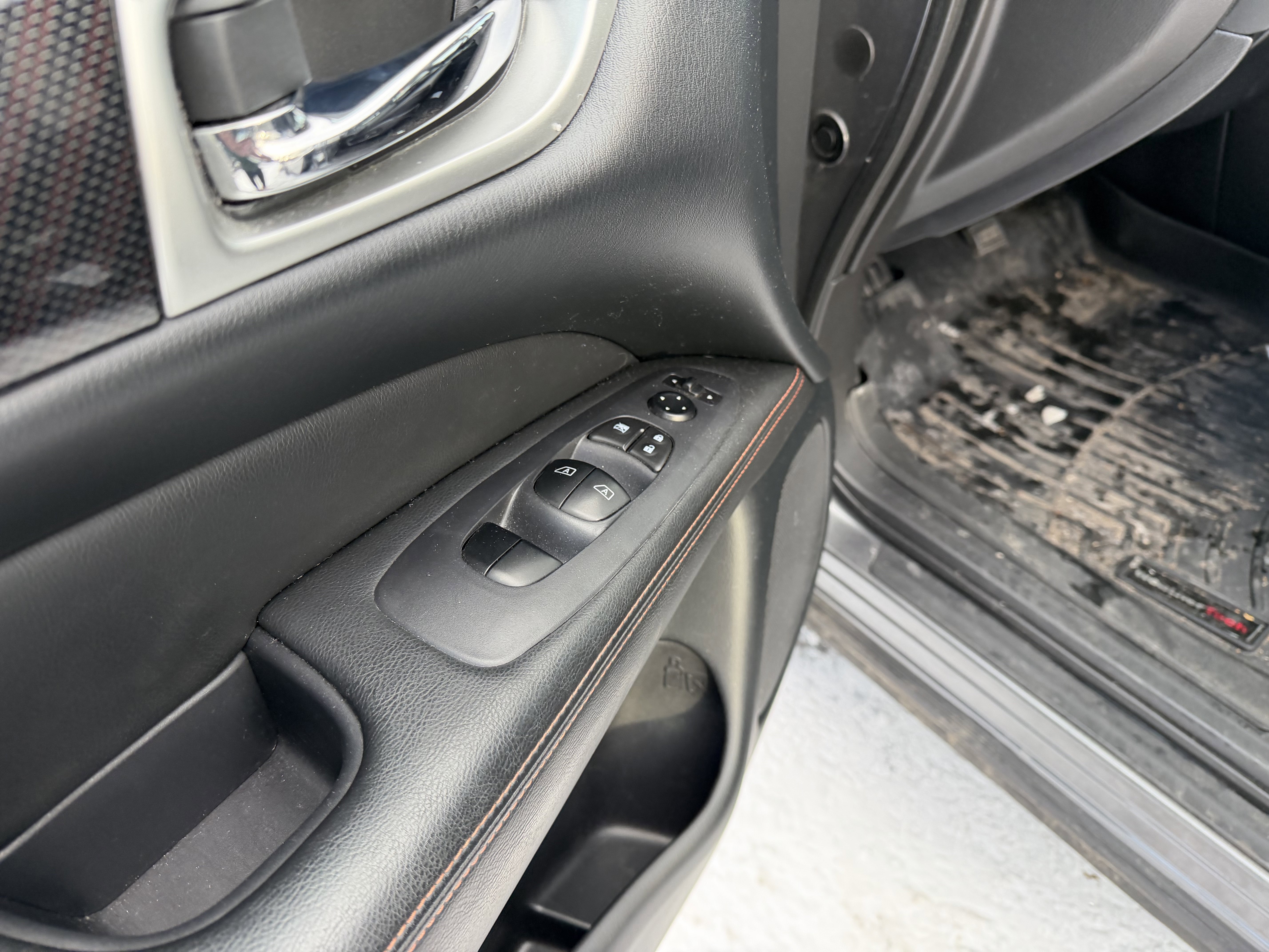 Used 2020 Nissan Pathfinder SV w/ Rock Creek Edition image 23