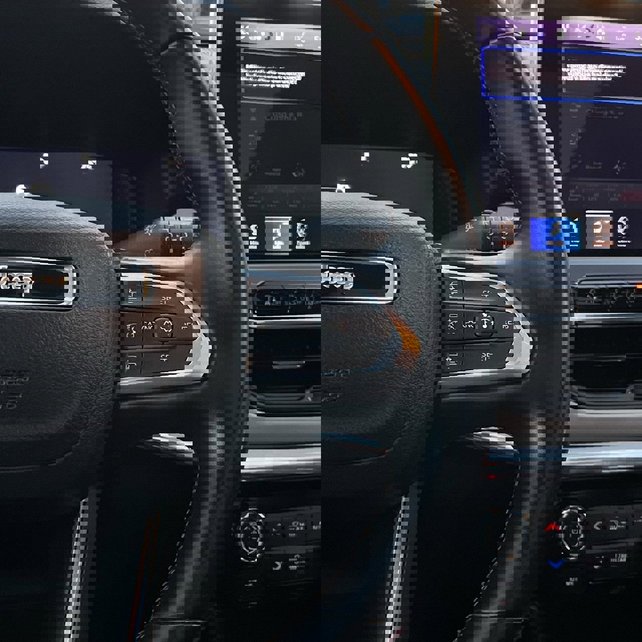 Used 2022 Jeep Compass Limited w/ Elite Group image 14