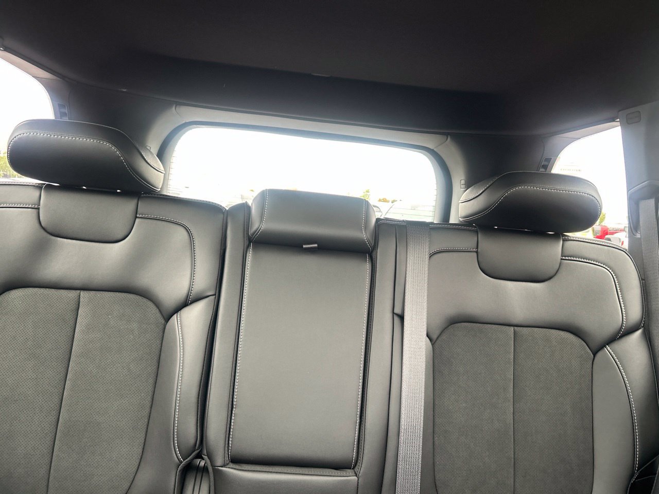 New 2027 Jeep Grand Cherokee Laredo X AWD/4WD image 25