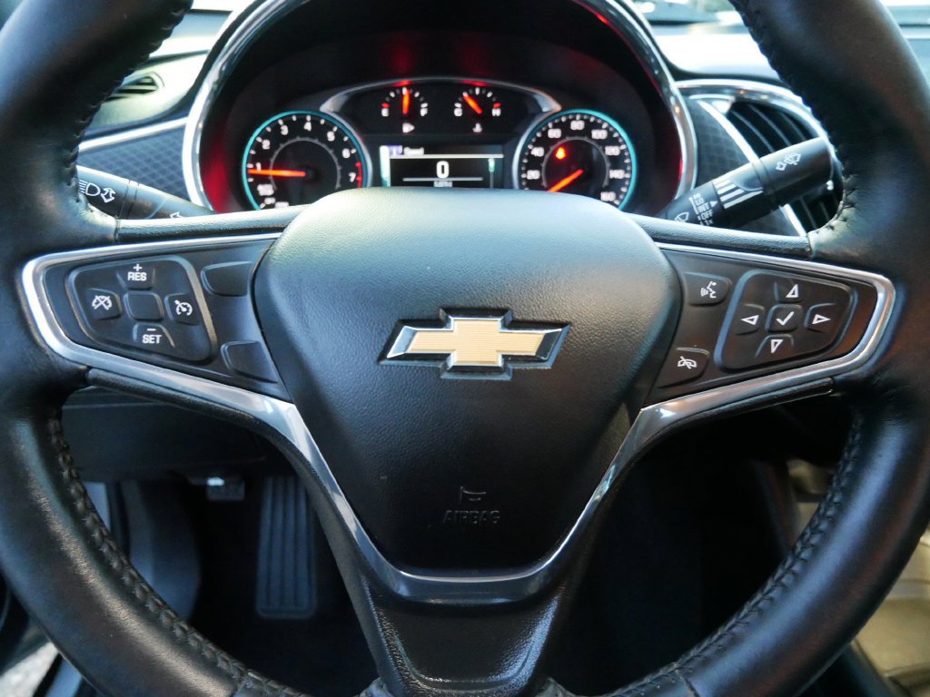 Used 2016 Chevrolet Malibu LT FWD image 17