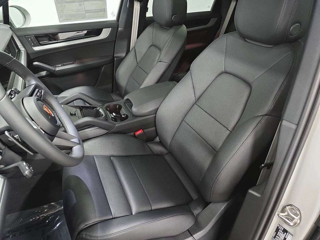 New 2026 Porsche Cayenne AWD/4WD image 5