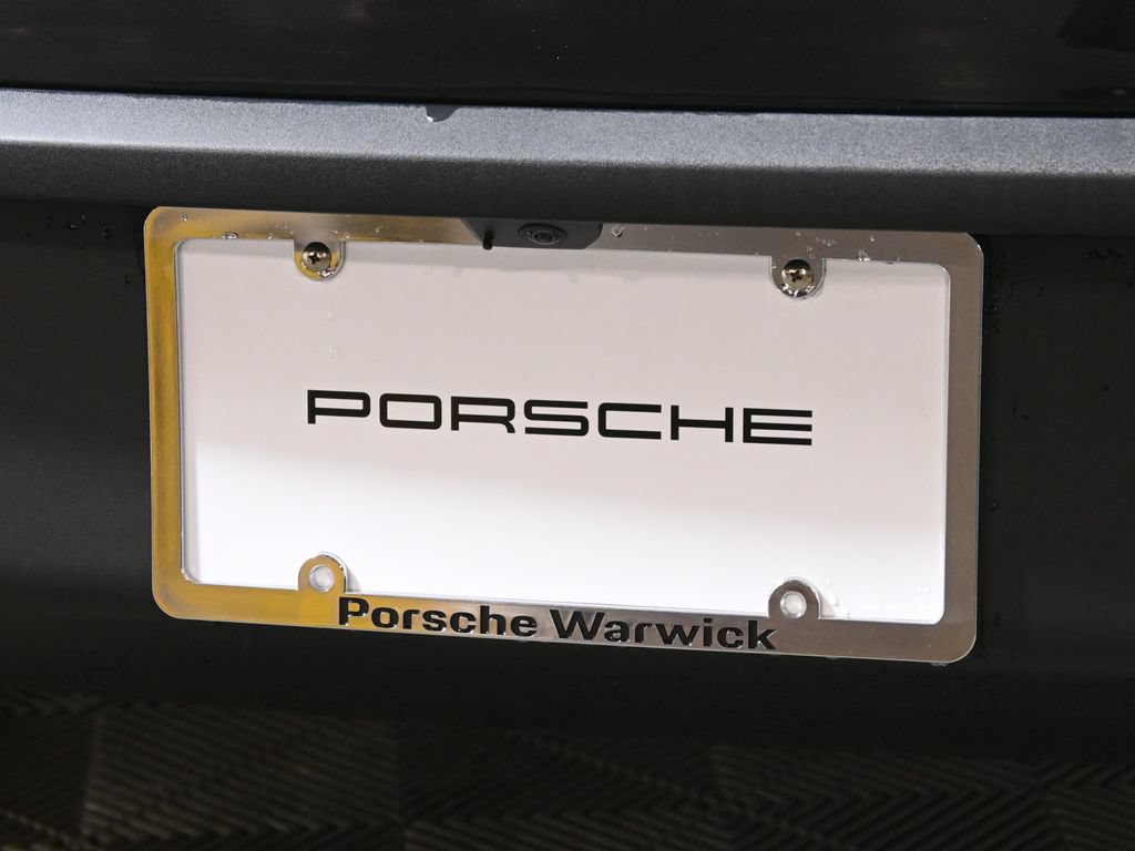 New 2026 Porsche Macan AWD/4WD image 14