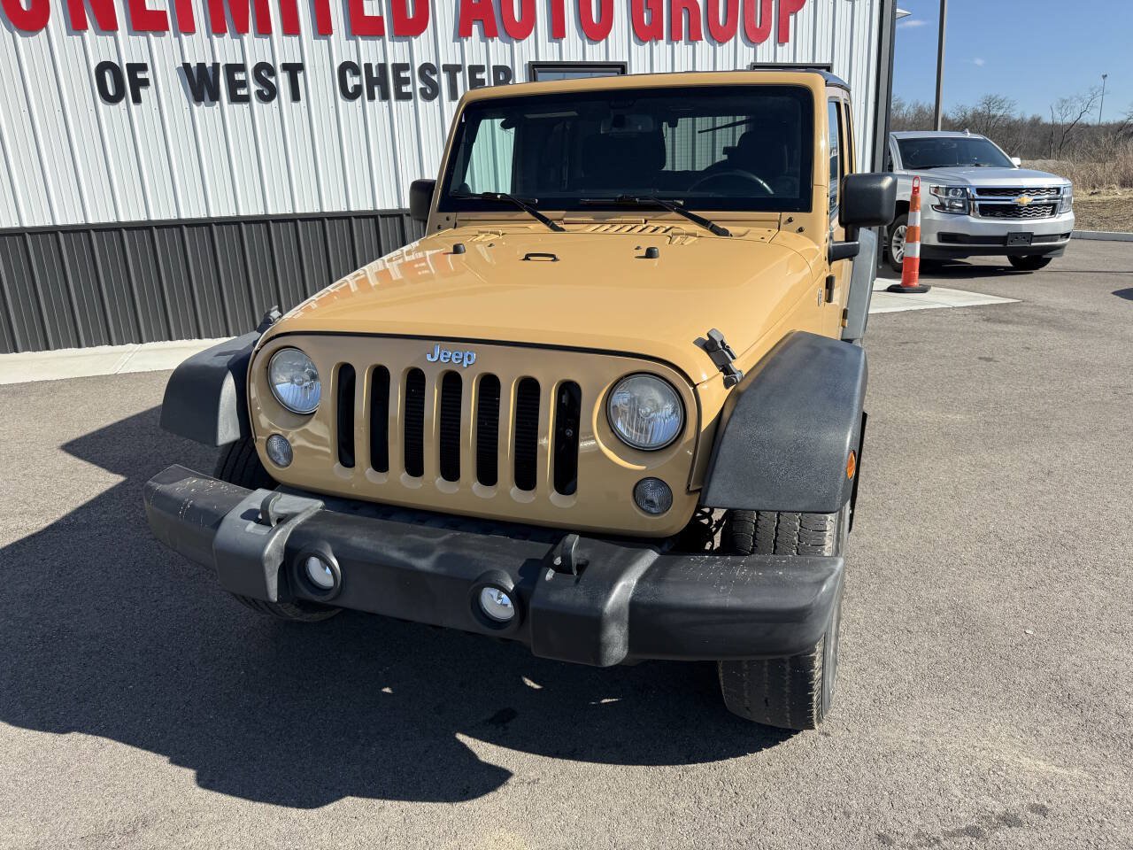 Used 2014 Jeep Wrangler Unlimited Sport w/ Power Convenience Group AWD/4WD image 2