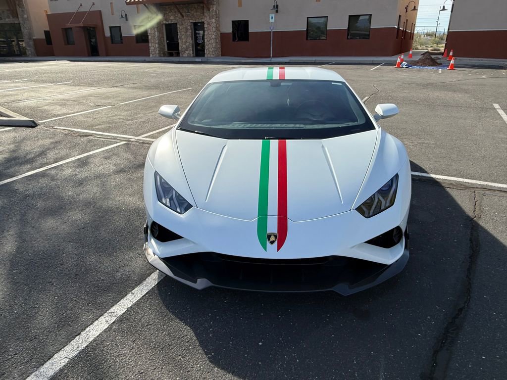 Used 2021 Lamborghini Huracan EVO image 29