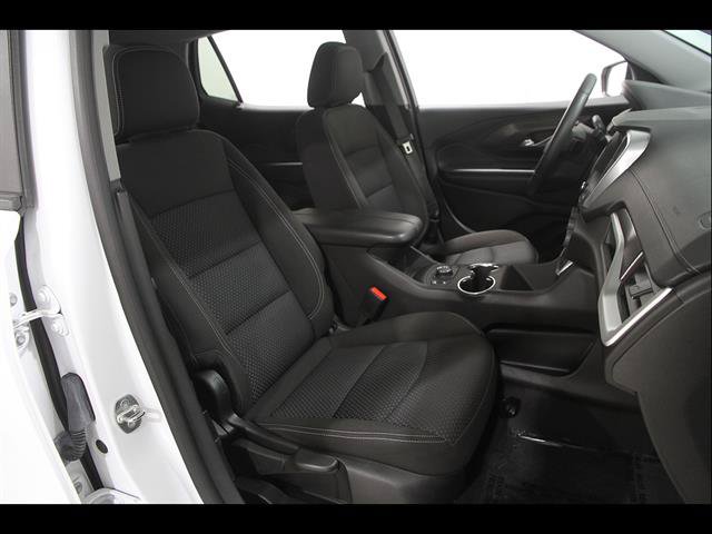 Used 2023 GMC Terrain SLE w/ Driver Convenience Package FWD image 17