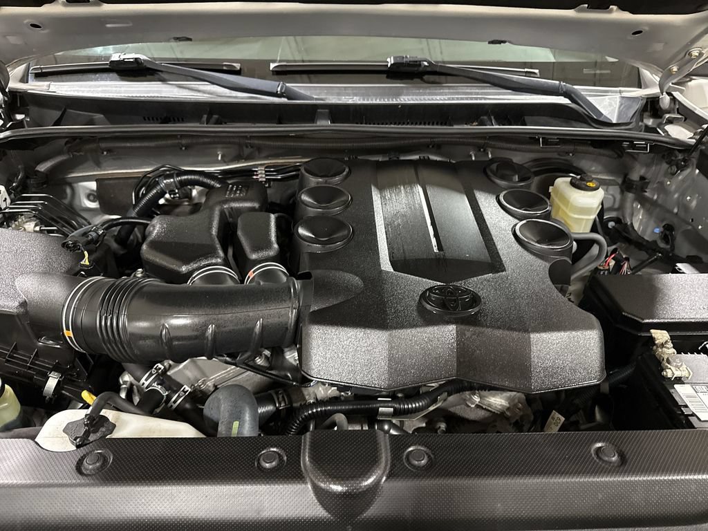 Used 2018 Toyota 4Runner SR5 RWD image 25