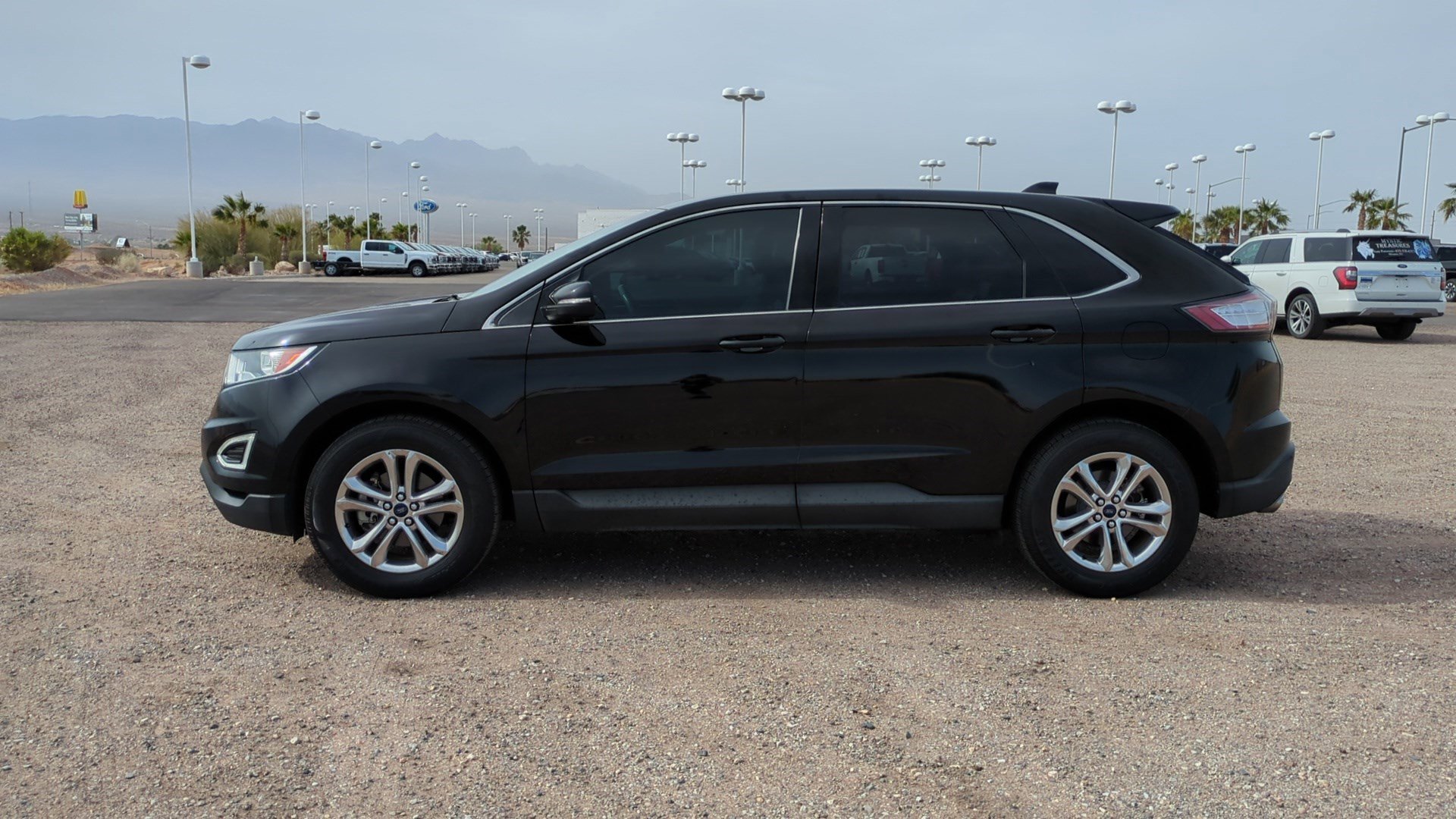 Used 2018 Ford Edge SEL w/ Equipment Group 201A FWD image 6