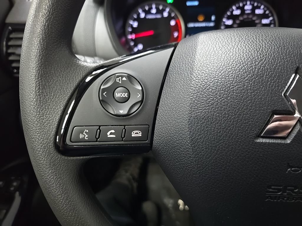 Used 2024 Mitsubishi Eclipse Cross LE AWD/4WD image 19