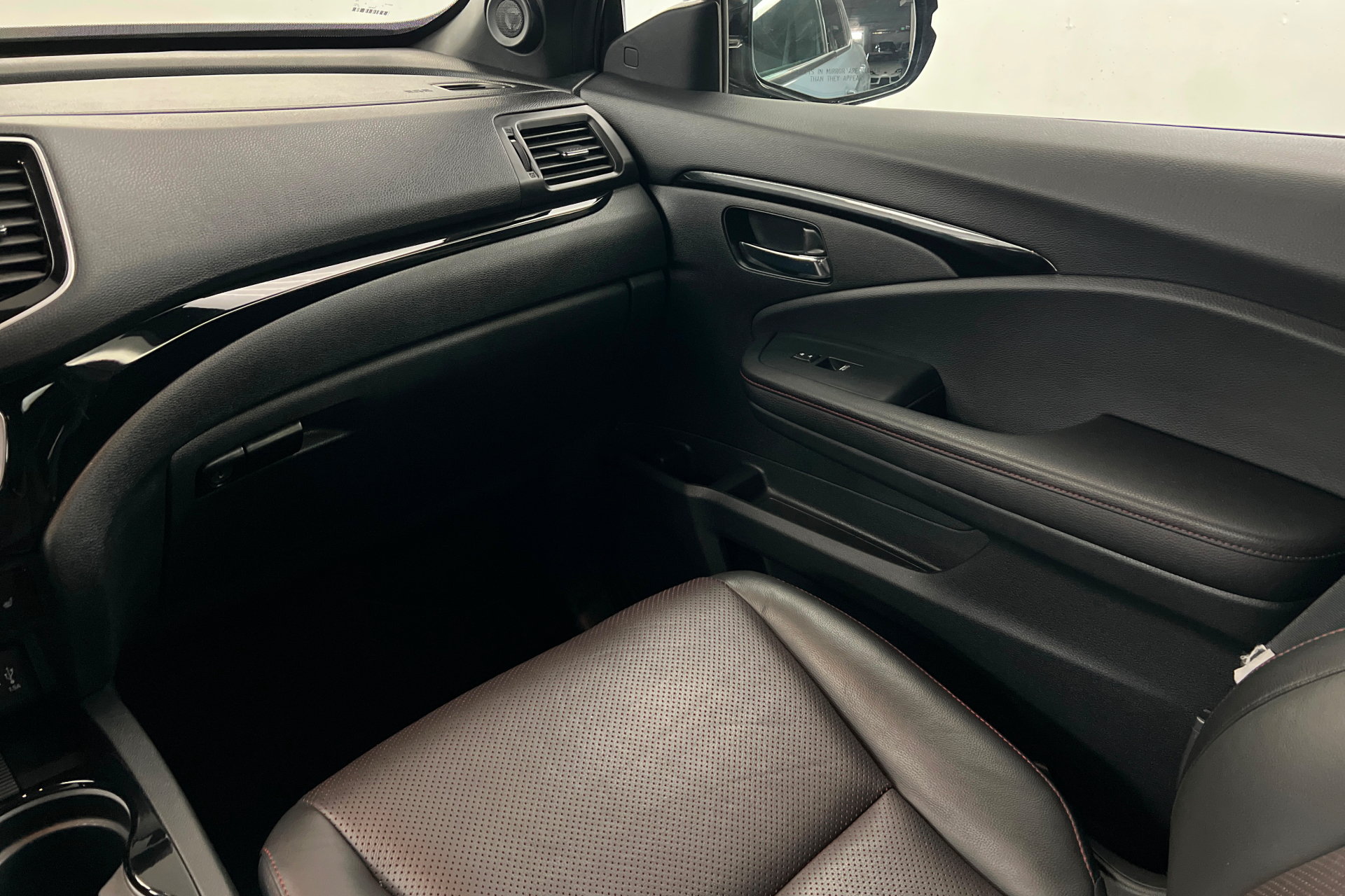 Used 2023 Honda Ridgeline Black Edition image 11