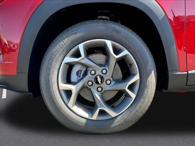 New 2026 Chevrolet Trax LT w/ Driver Confidence Package FWD image 15