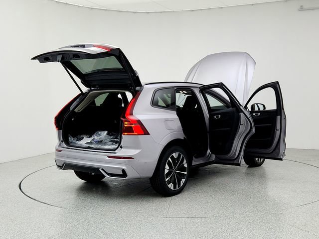 New 2026 Volvo XC60 B5 Plus w/ Protection Package Premier image 11