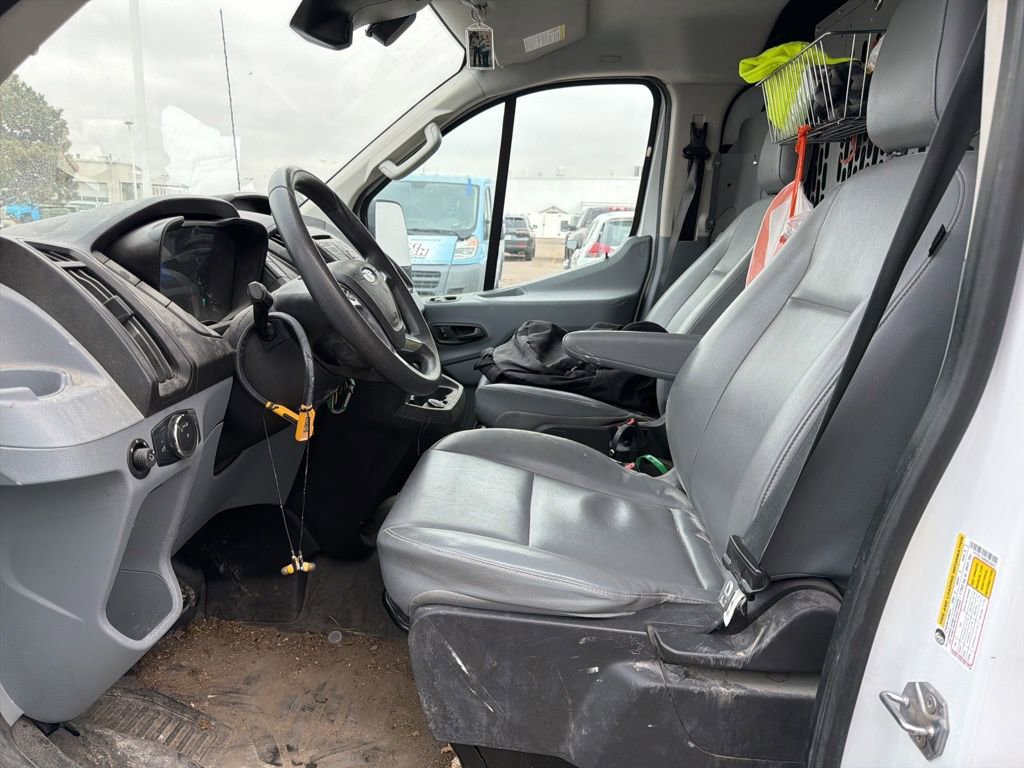 Used 2019 Ford Transit 250 130 Low Roof image 2