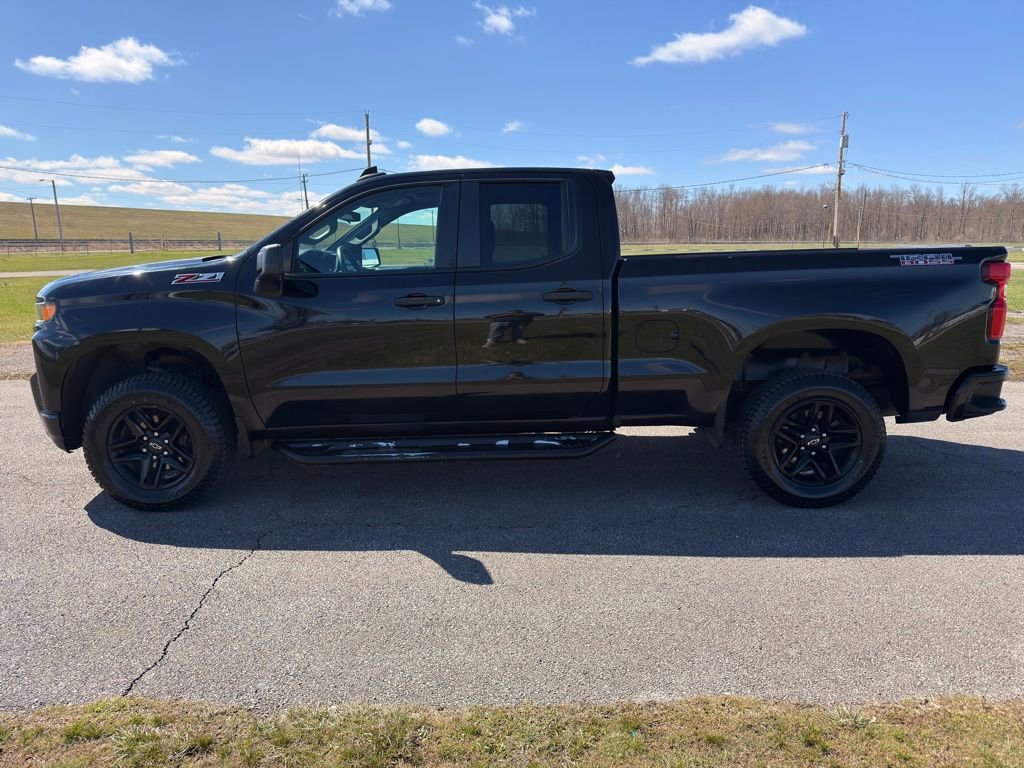 Used 2019 Chevrolet Silverado 1500 Custom Trail Boss w/ Custom Convenience Package AWD/4WD image 11
