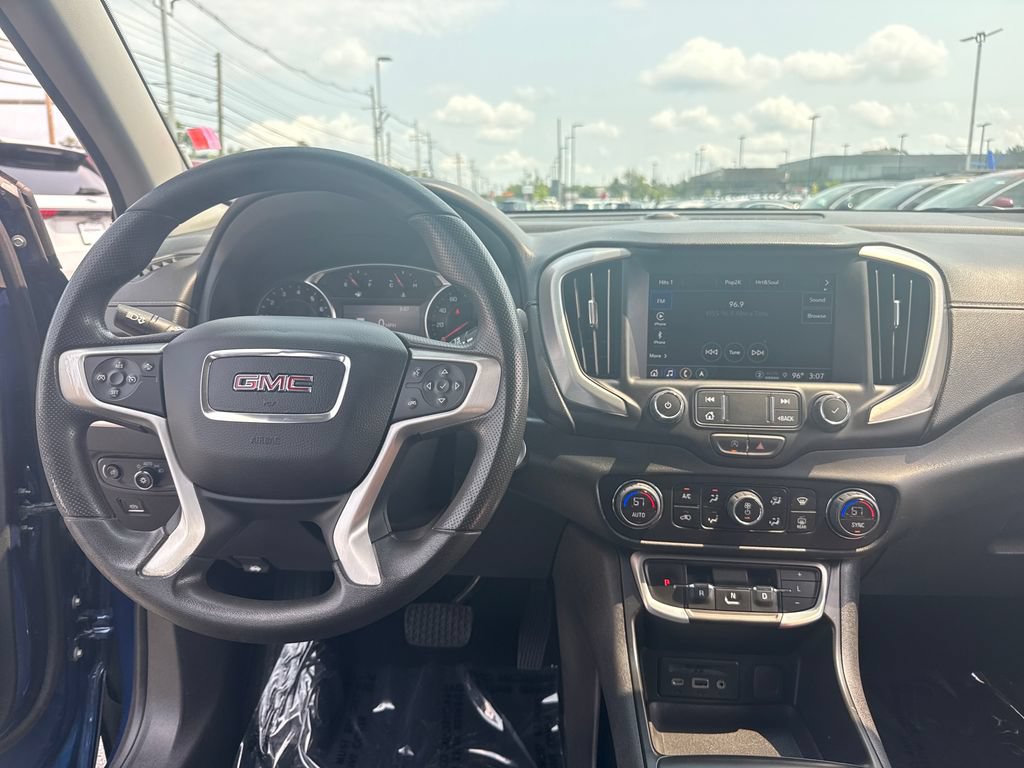 Used 2023 GMC Terrain SLE w/ Driver Convenience Package AWD/4WD image 15