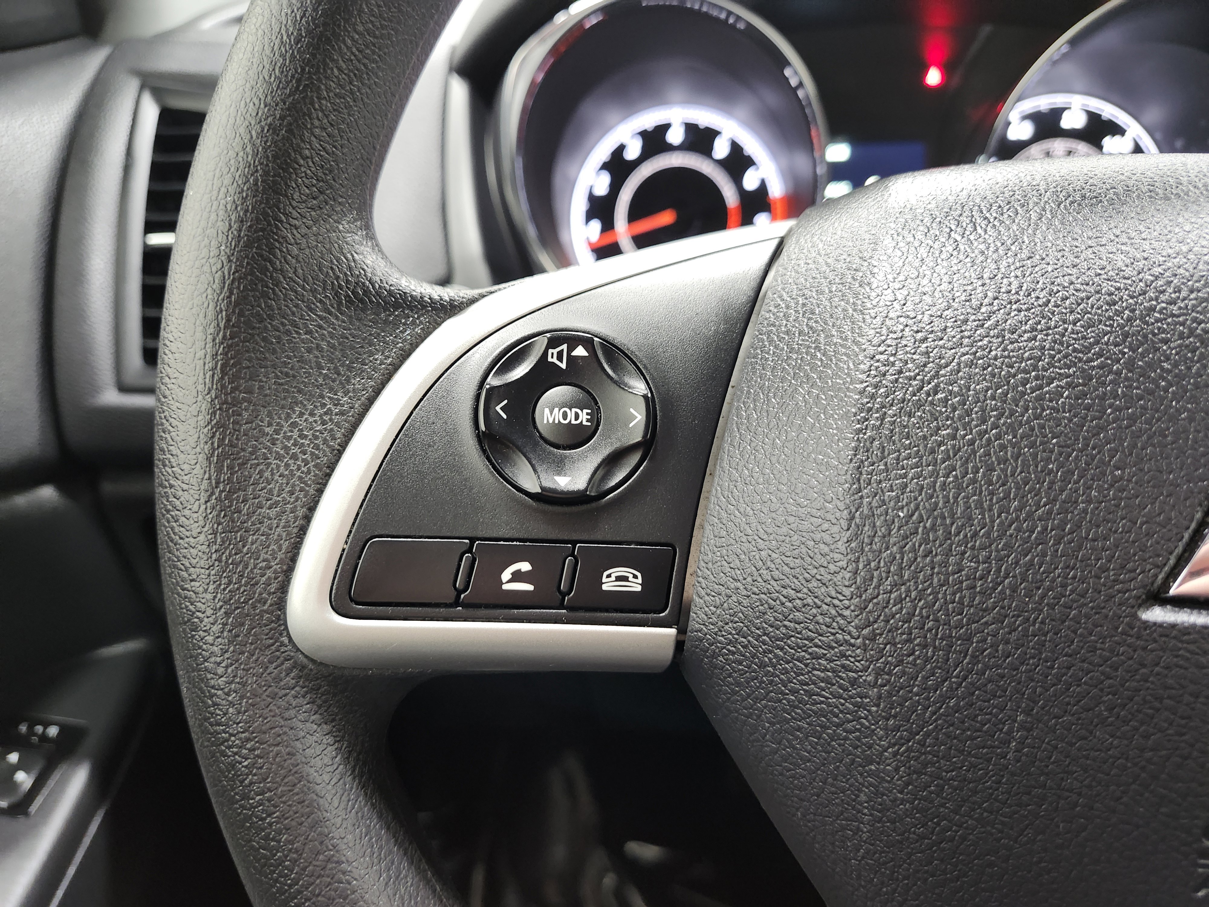 Used 2024 Mitsubishi Outlander Sport ES image 33