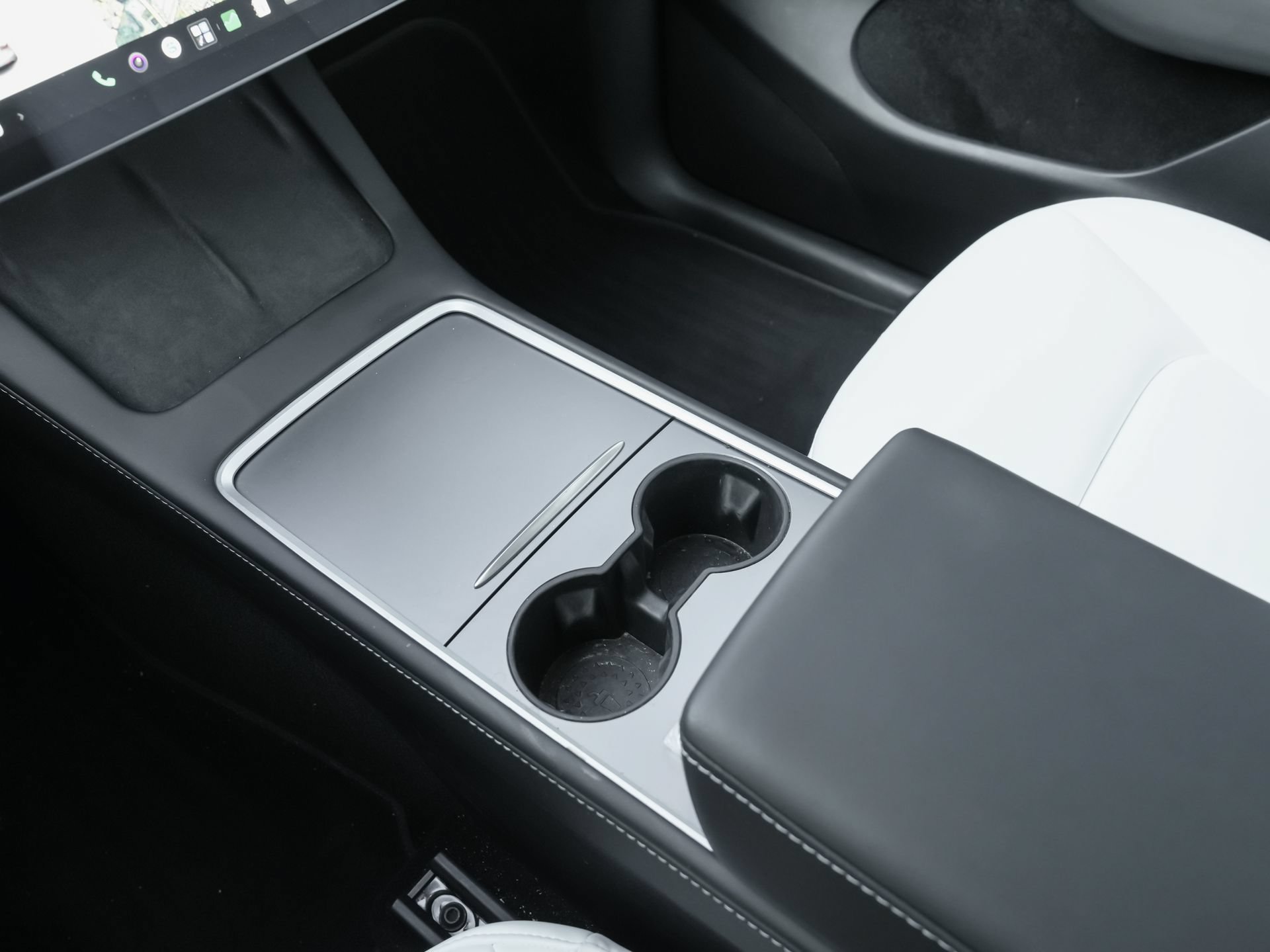 Used 2024 Tesla Model Y Long Range RWD image 21