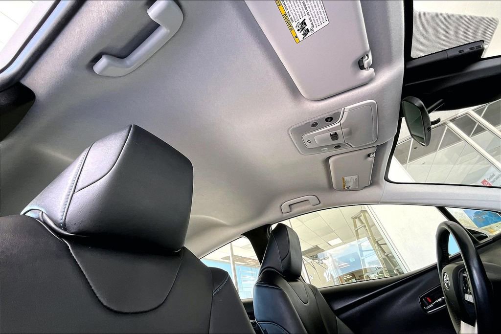 Used 2016 Toyota Prius Three Touring image 27