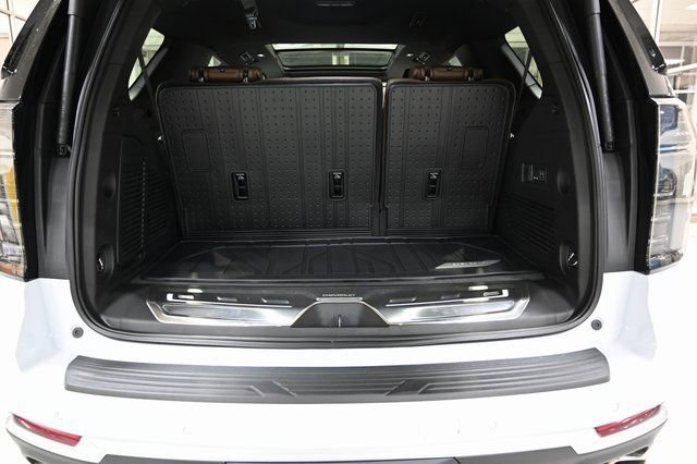 New 2026 Chevrolet Tahoe High Country w/ LPO, Illumination Package AWD/4WD image 32