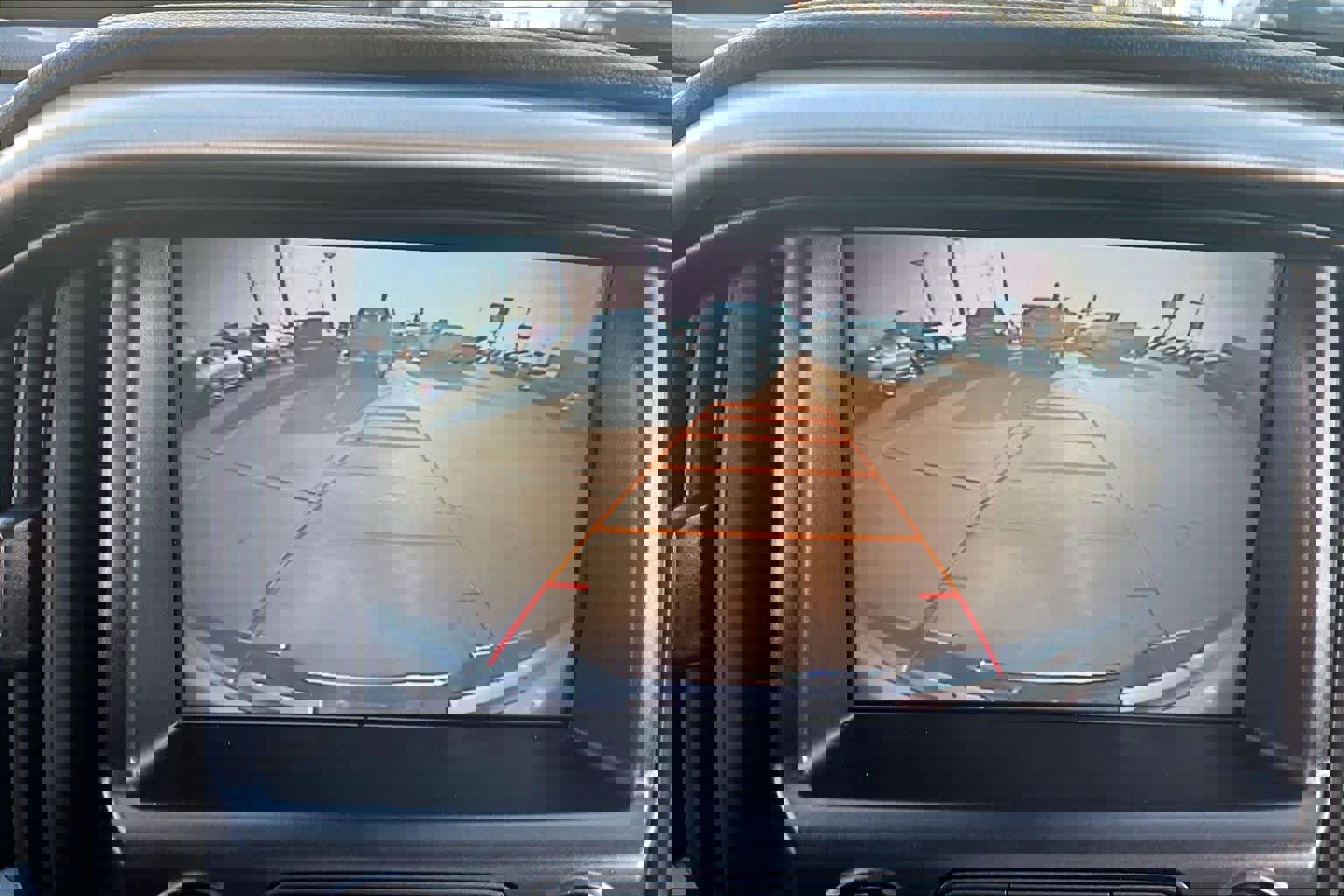 Used 2017 GMC Canyon SLT w/ Driver Alert Package image 27