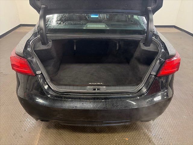 Used 2017 Nissan Maxima Platinum image 7