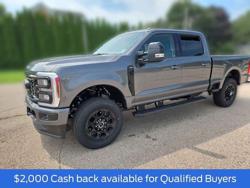 New 2026 Ford F250 Lariat w/ Black Appearance Package AWD/4WD 360° Tour