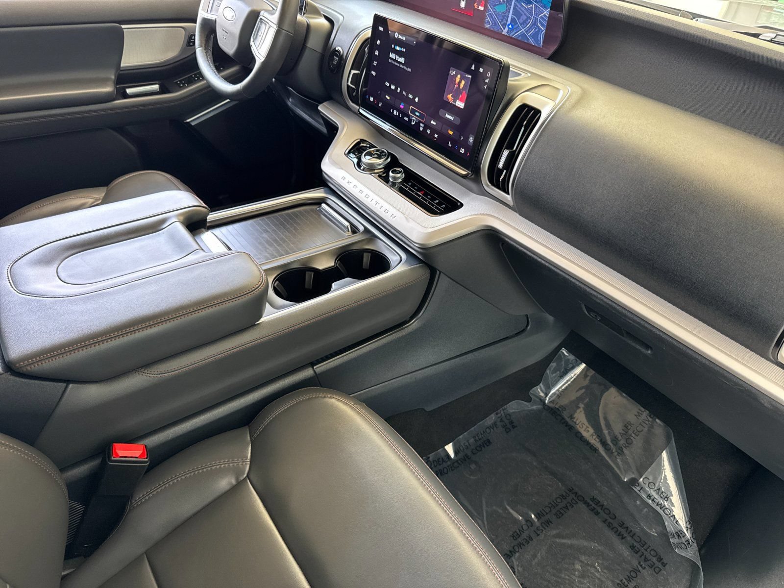 Used 2025 Ford Expedition Max Active AWD/4WD image 20