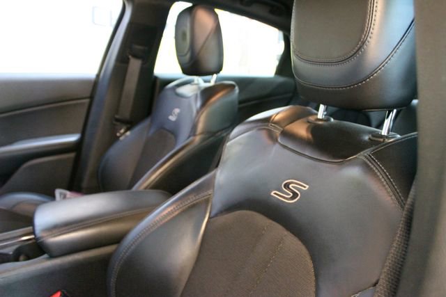 Used 2016 Chrysler 200 S AWD/4WD image 18