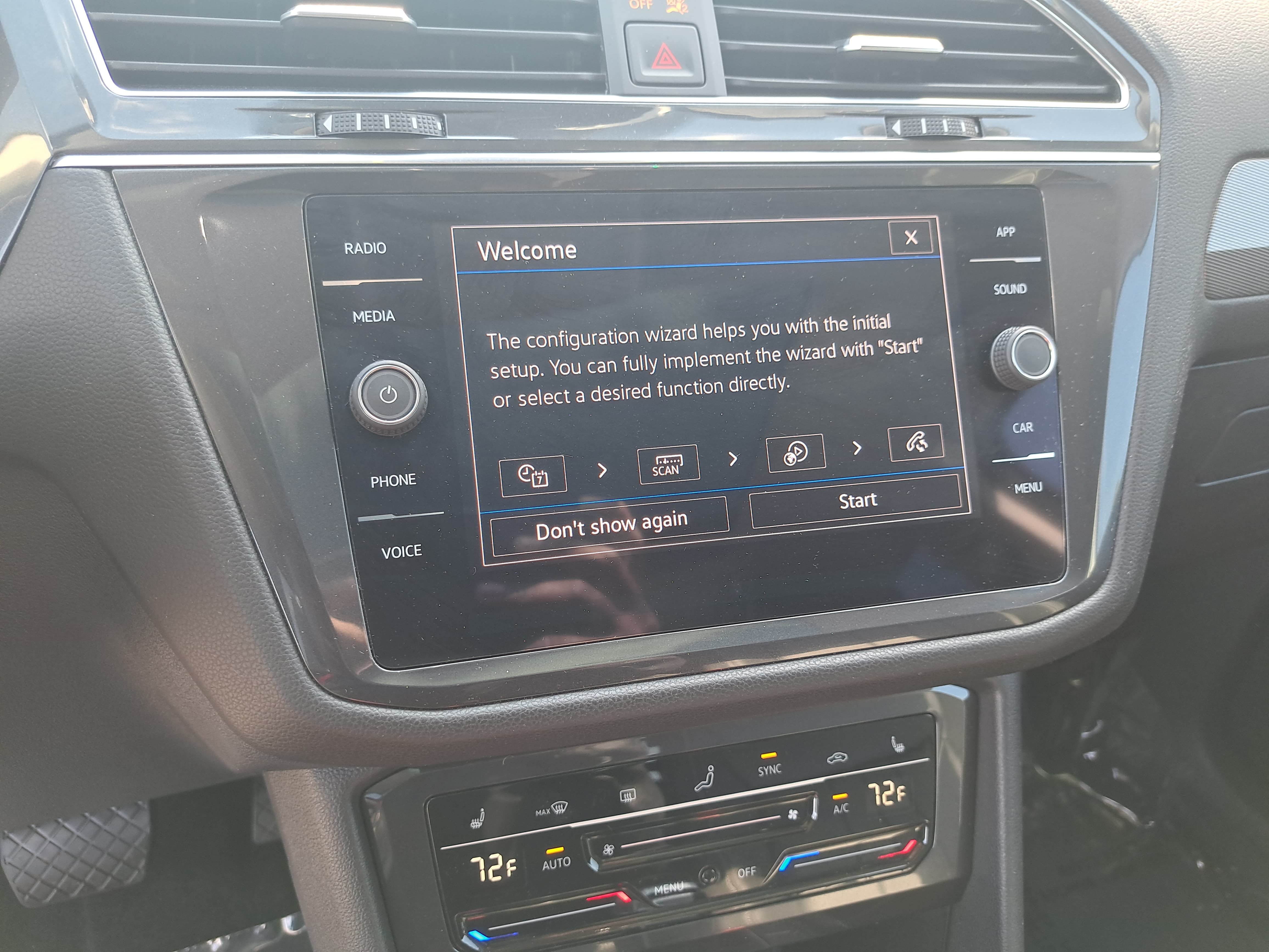 Certified 2023 Volkswagen Tiguan SE w/ Panoramic Sunroof Package AWD/4WD image 20