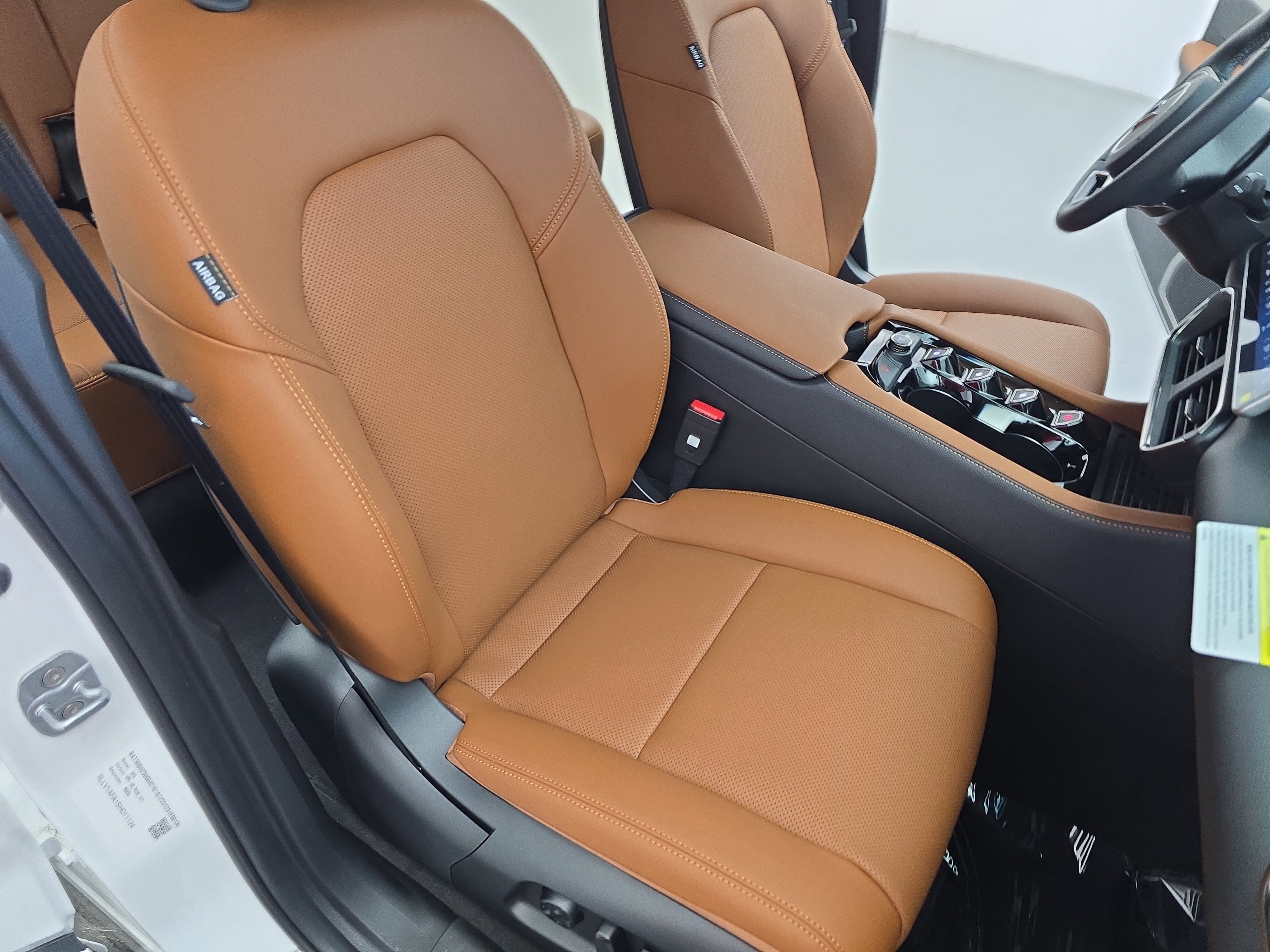 New 2025 VinFast VF 8 Plus image 10